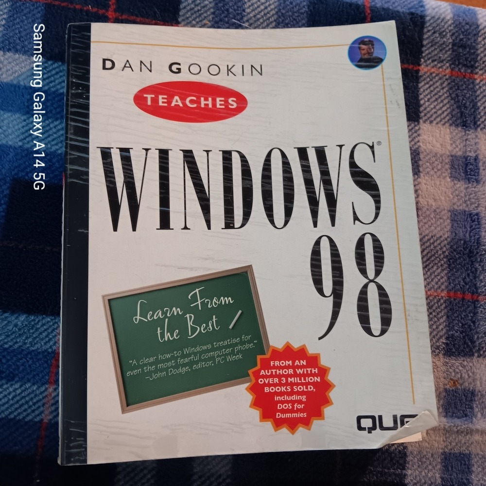 DAN GOOKIN Teaches Windows 98 Beginners Computer Guide QUE Paperback 1998 7x9